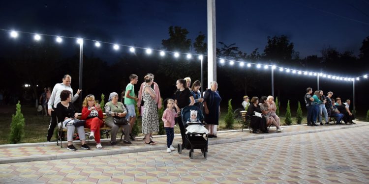 Localitățile din raionul Orhei continuă să prindă viață: În satul Vîșcăuți a fost amenajat un parc și construită o estradă de vară | VIDEO