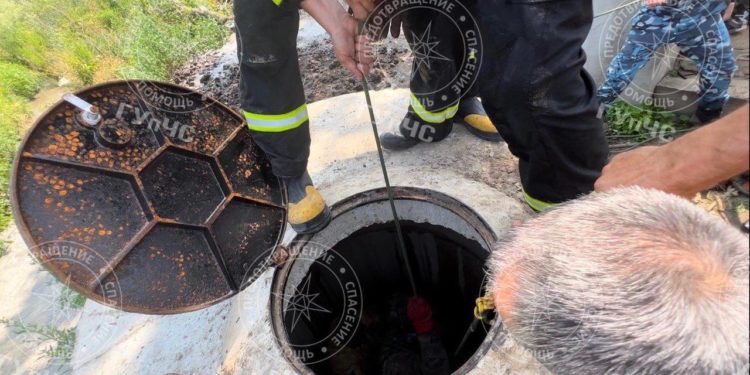 Tragedie în stânga Nistrului. Doi muncitori au decedat în timpul unui incident în canalul de canalizare unde efectuau lucrări de reparație | VIDEO