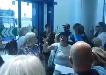 Scandal pe Aeroportul din Chișinău. Mai mulți moldoveni care urmau să ajungă în Italia, nu au reușit să zboare