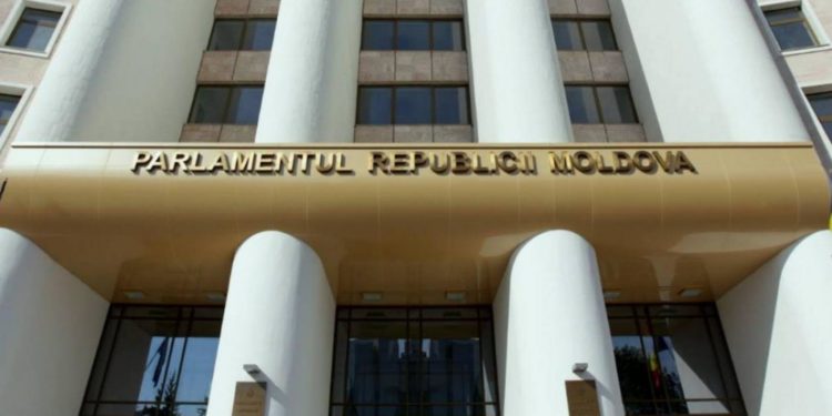 Стоимость официальных поездок депутатов за последние три месяца превысила миллион леев | VIDEO