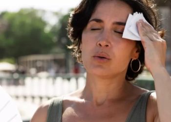 “Оранжевый код” метеоопасности продлили на юге и в ряде центральных районов страны