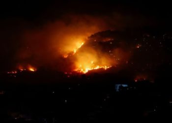 Из-за пожаров на Сицилии погибли три человека