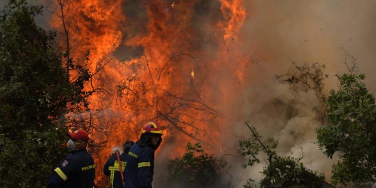 В Молдове синоптики предупредили о ливнях и продлили желтый код пожарной опасности