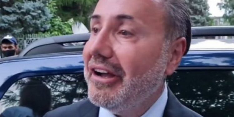 Автомобиль стоимостью 2,7 млн ​​леев, принадлежащий Кристиану Ризе, конфискован