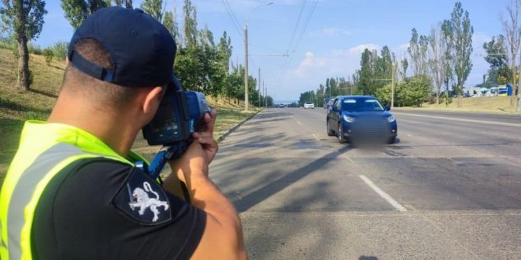 Вступили в силу новые изменения в дорожном движении: Полиция проводит рейды
