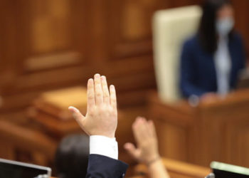 Starea de Urgență, prelungită cu încă 60 de zile, cu votul deputaților PAS. Recean: Alte mecasime în soluționarea situațiilor de criză deocamdată nu sunt | VIDEO