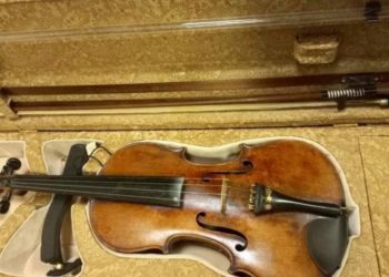 „Regina orchestrei” – un instrument muzical unic, găsit într-un autobuz care urma să intre la noi țară