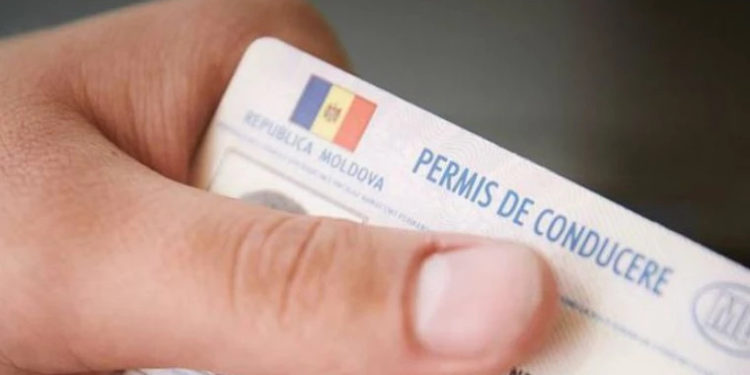 Un document românesc falsificat, ridicat de oamenii legii la punctul de trecere a frontierei Leușeni-Albița