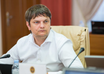 В каком году произошел инцидент? Как Андрей Спину «отвечает» на вопрос журналиста Orizont TV о закопанном мазуте на территории «Термоэлектрика» | ВИДЕО