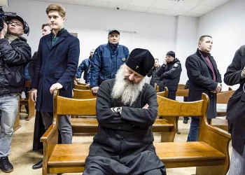 Суд в Киеве изменил меру пресечения наместнику Киево-Печерской лавры митрополиту Павлу с домашнего ареста на содержание под стражей