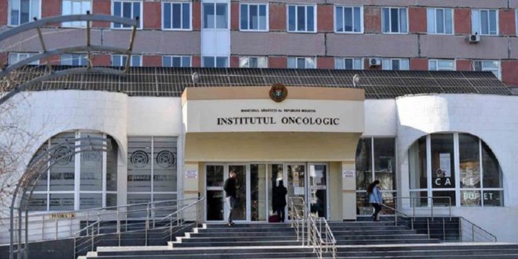 Patru șefi de la Institutul Oncologic din Capitală, cercetați penal pentru luare de mită. Ce mesaj a transmis ministrul Ala Nemerenco | VIDEO