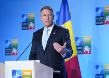 Klaus Iohannis afirmă că apropierea R. Moldova de NATO poate fi pusă în discuție când Chișinăul va decide să schimbe statutul de neutralitate din Constituție