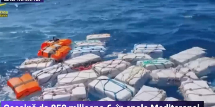 Captură record de cocaină în Italia: Poliția a recuperat din apele Mediteranei colete cu droguri de 850 milioane euro | VIDEO