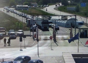 Aglomerație la frontiera cu Ucraina: Zeci de călători așteaptă să intre în țara, la vama Palanca-Maiaki-Udobnoe