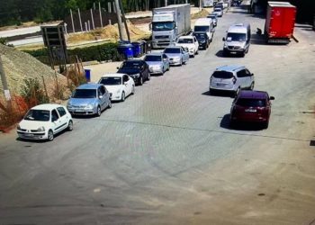 Trafic sporit la Leușeni. Zeci de automobile așteaptă să iasă din R. Moldova