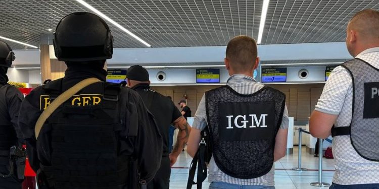 Cetățean al Israelului, reținut pe Aeroportul Internațional Chișinău. IGP: Prezenta pericol pentru securitatea națională