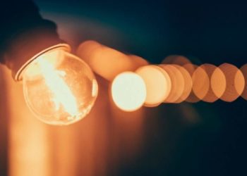 Pană de curent într-un sector din Chișinău: Mai multe blocuri de locuit au rămas fără lumină. Cum explică reprezentanții Premier Energy | VIDEO