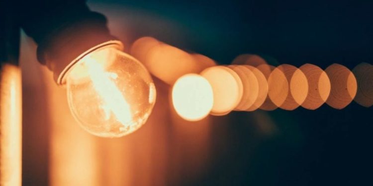 Pană de curent într-un sector din Chișinău: Mai multe blocuri de locuit au rămas fără lumină. Cum explică reprezentanții Premier Energy | VIDEO