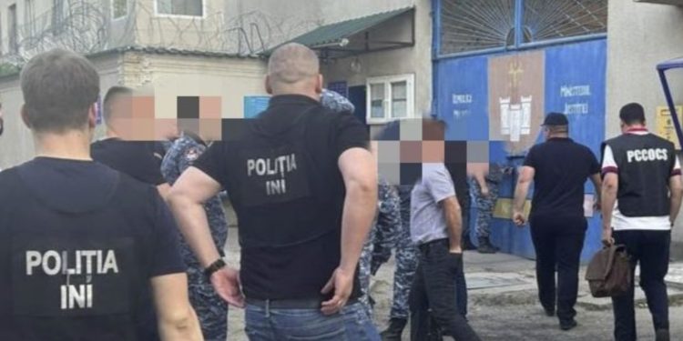 2.000.000 lei obținuți de deținuții penitenciarului din Soroca pentru „Machena,” prin obligarea participării în jocuri de noroc. Au urmat 15 percheziții.