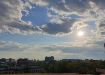 Cer parțial noros, fără precipitații în toată țara: Ce temperaturi ne promit meteorologii