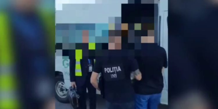Doi moldoveni au fost extrădați din Rusia. Indivizii sunt învinuiți de infracțiuni cu caracter sexual inclusiv asupra minorilor