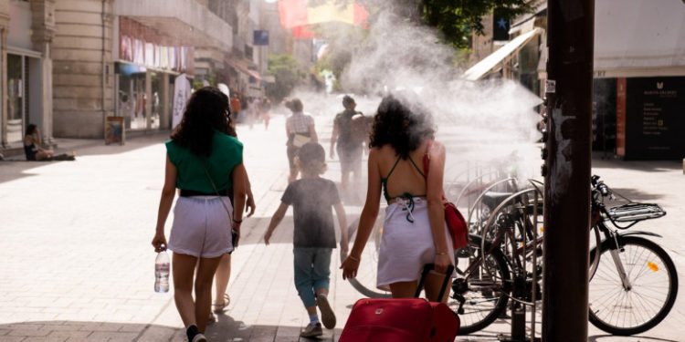 Temperaturi extreme în Europa. Expert: E o situație nemaivăzută până acum. Ar trebui să ne obișnuim cu această nouă realitate