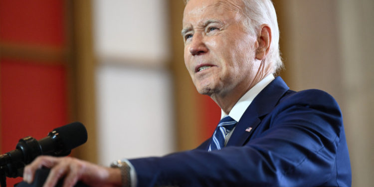 Casa Albă anunță oficial că SUA vor trimite controversatele muniții cu fragmentație Ucrainei