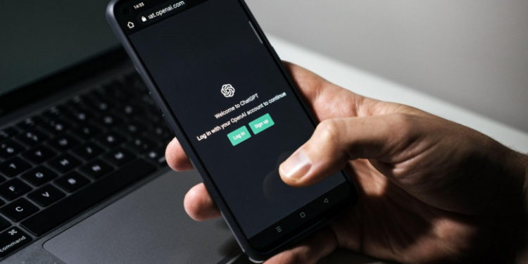 ChatGPT va avea o aplicație și pentru smartphone-urile cu Android: Anunțul OpenAI