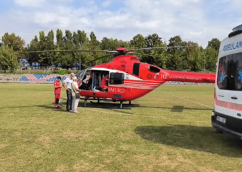 Пострадала от рук грабителя: в Кишинев из Сынжерей вертолетом SMURD доставили женщину