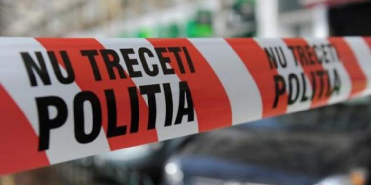 O femeie și-a aruncat copiii de 2 și 3 ani de la balconul unui hotel din Botoșani, România. Mesajul pe care l-a trimis soțului ei