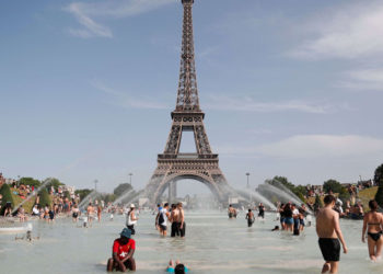 На Францию надвигается очередная волна жары: самая интенсивная за лето
