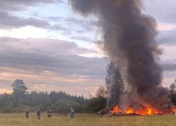 Totul despre avionul șefului Wagner care s-a prăbușit deasupra Rusiei: „RosAviația” a publicat lista celor zece pasageri, iar unii analiști nu exclud că moartea lui Prigojin ar fi fost o înscenare | VIDEO