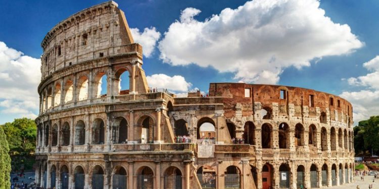 В Риме крысы атаковали Колизей: местные власти объявили войну