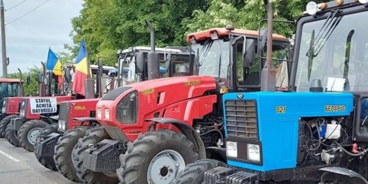 Fermierii, din nou la proteste. Oameni sunt nemulțumiți de condițiile suplimentare impuse de AIPA pentru acordarea subvențiilor | VIDEO