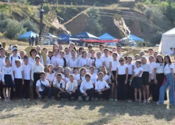 Более 20 знаменитых исполнителей приняли участие во втором ежегодном Фестивале гитарной музыки памяти Юрия Садовника, прошедшем в Оргеевском районе | VIDEO