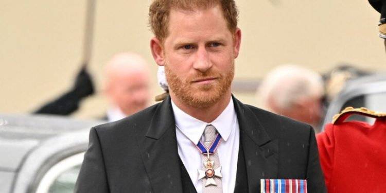 Принца Гарри лишили титула «Его Королевское Высочество»