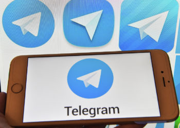 Павел Дуров объявил, что Telegram начал внедрять функцию сторис для всех пользователей