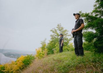 Arest preventiv de 30 de zile pentru un moldovean, care a ajutat doi ucraineni să ajungă ilegal din Ucraina în Moldova pentru $6000