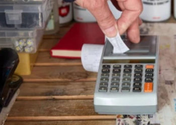 Termenul în care foștii patentari pot solicita compensații de până la 10 mii de lei, a fost extins. De cealaltă parte, reprezentanții foștilor patentari spun că intenționează să iasă din nou la proteste | VIDEO