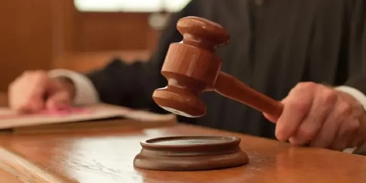 Procurorii și judecătorii din funcțiile-cheie vor fi supuși evaluării externe: Proiectul, votat în lectură finală