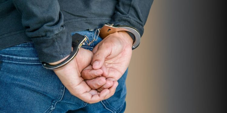 36 de persoane s-au ales cu credite în sumă de peste 750 de mii de lei. Un tânăr de 20 de ani, trimis în judecată | VIDEO