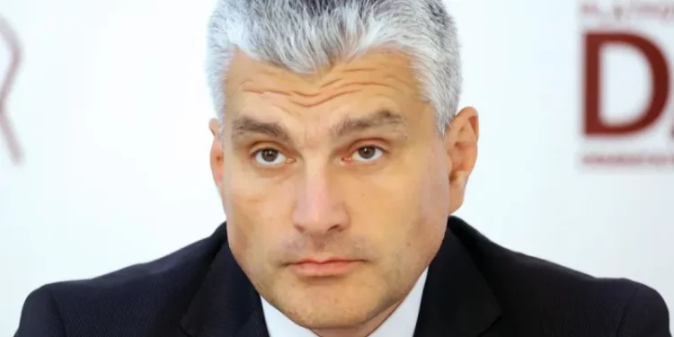 Alexandr Slusari: “Această guvernare are talent deosebit în a transforma prieteni în dușmani“
