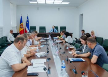 În pofida protestelor populației, Adunarea Populară din Găgăuzia nu a aprobat componența Comitetului Executiv. Evghenia Guțul: Haideţi să încetăm certurile, trebuie să ne unim | VIDEO