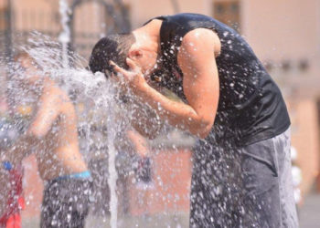 «Такой пик бывает раз в 15 лет». 29 августа стал самым жарким днем за лето в Молдове | VIDEO