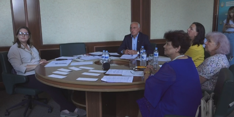 Члены нового Исполкома Гагаузии прошли тестирование на знания гагаузкого языка