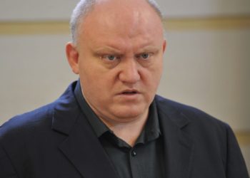 “Все выглядит как акт устрашения”: Боля об обысках в офисе партии “Возрождение” | VIDEO