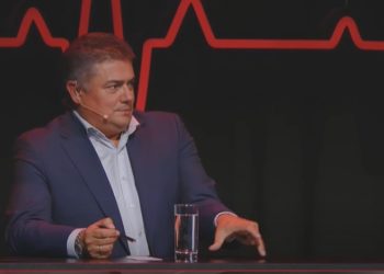 BREAKING NEWS! Tarifele pentru energie electrică, gaz și energie termică ar putea să fie reduse. Ex-ministru al Economiei: „Va fi un cadou electoral care va fi utilizat în anul curent”