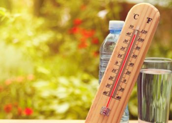 „Consumați multă apă și nu vă expuneți razelor solare”: Recomandările specialiștilor în contextul Codului Galben de Caniculă | VIDEO