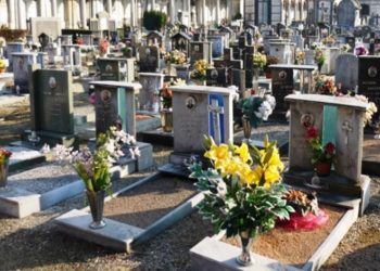 Un orășel din Italia își scoate la vânzare cimitirele. Care e motivul