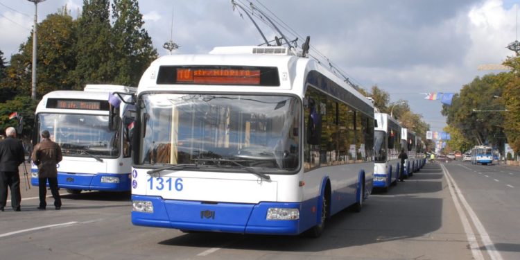 Cum va circula transportul public pe 31 august